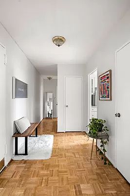 5th image of 175 Willoughby St APT 14G