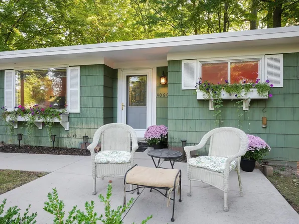 4060 Evelyn St, Traverse City, MI 49686