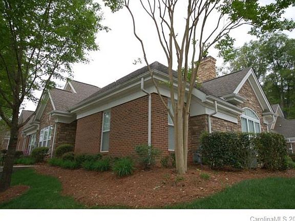 2nd image of 10871 Casetta Dr