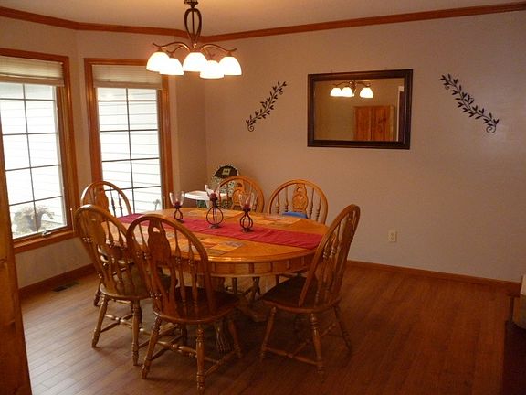 5th image of 8130 Asher Dr