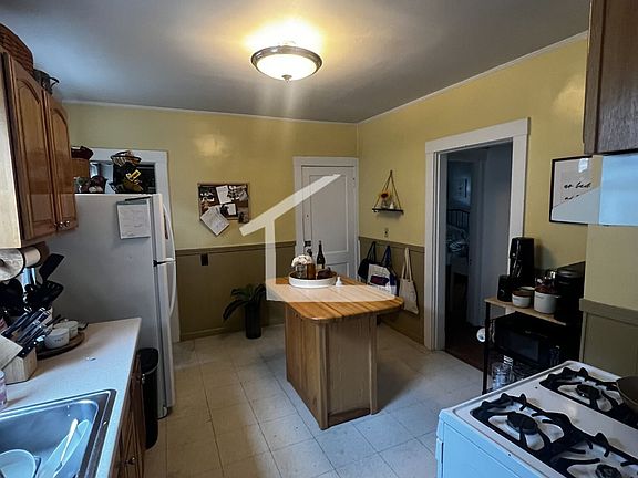 32 Justin Rd. #2 Boston (Brighton) Unit Photo 2