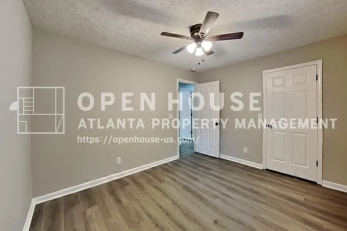798 Brownlee Ln — Photo 13