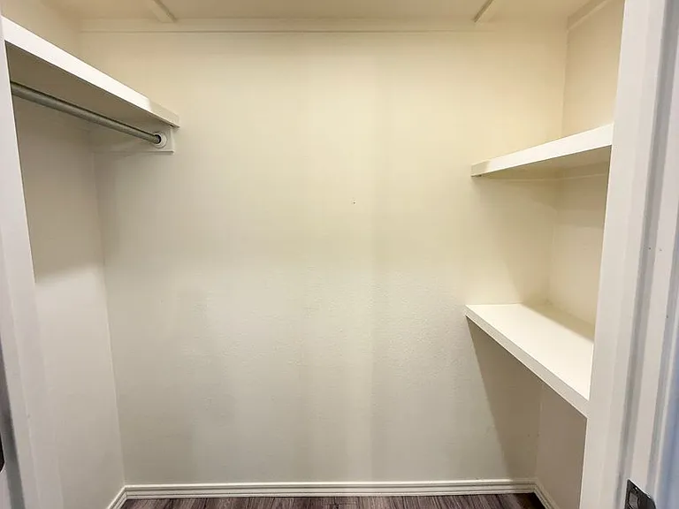 1217 Preston Trl — Photo 14