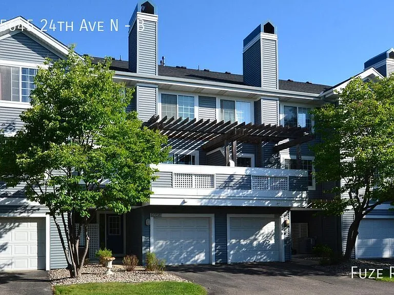 15645 24th Ave N #B — Photo 1