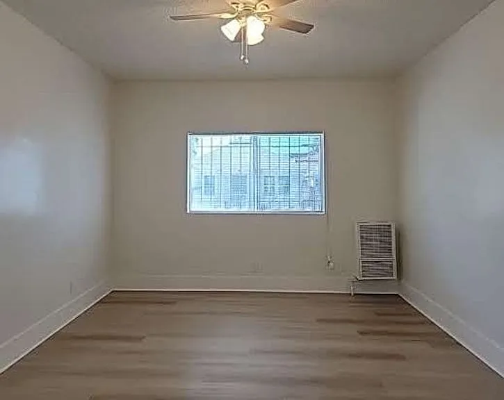 1046 W Martin Luther King Jr Blvd — Photo 26