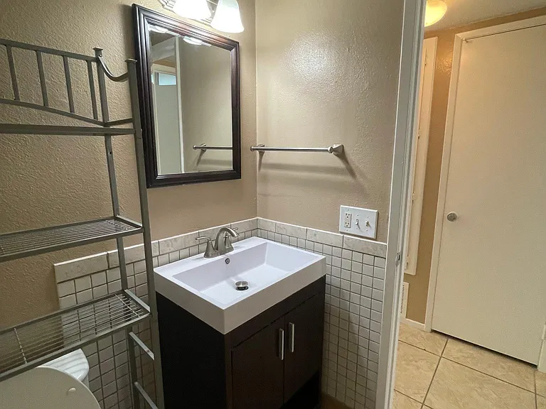 7299 Unicorn Cir — Photo 14