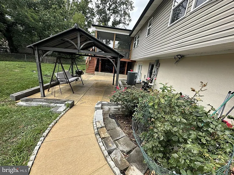 8705 Loughran Rd — Photo 21