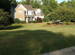 40 Rock Mill Ct, Senoia, GA 30276