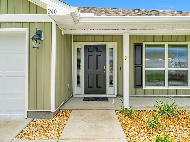 240 Red Bay Rd — Photo 36
