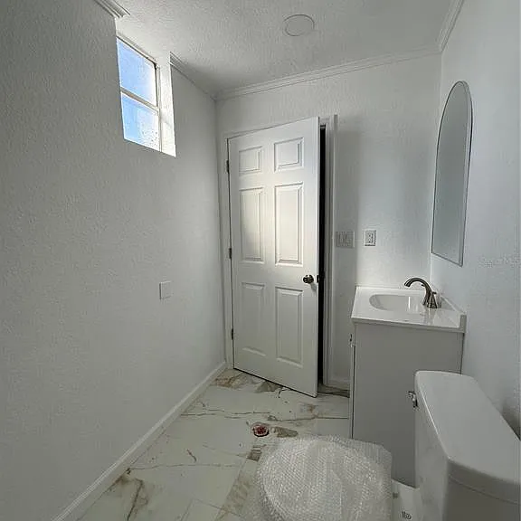 501 Athens St #A & B — Photo 12