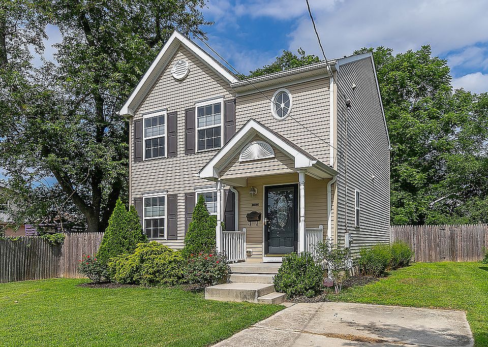 1st image of 436 Price Ave
