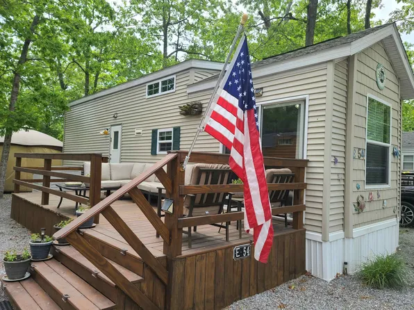 515 Corson Tavern Rd #79, Ocean View, NJ 08230