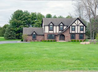 42W734 Campton Hills Rd, Elburn, IL 60119