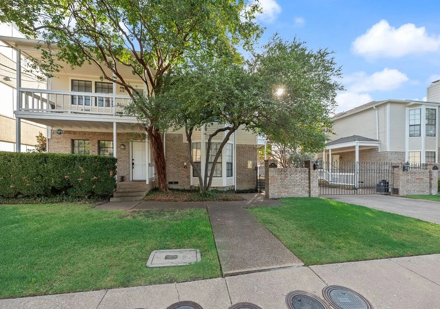 Hidden Gem in Bryan Place Dallas — Photo 2