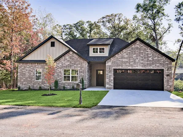 12 Kirkoswald Ln, Bella Vista, AR 72715