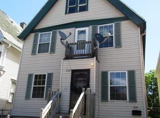 2556 N 35th St, Milwaukee, WI 53210