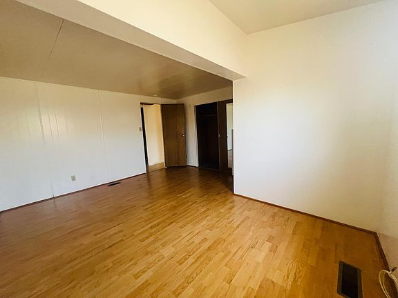 5th image of 2505 Jackson Ave Unit 132