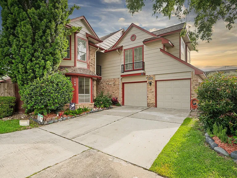12800 Briar Forest Dr #106 — Photo 1