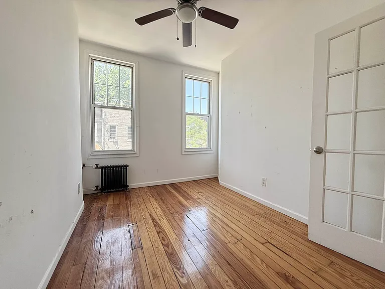 67-21 60th St #2L — Photo 1