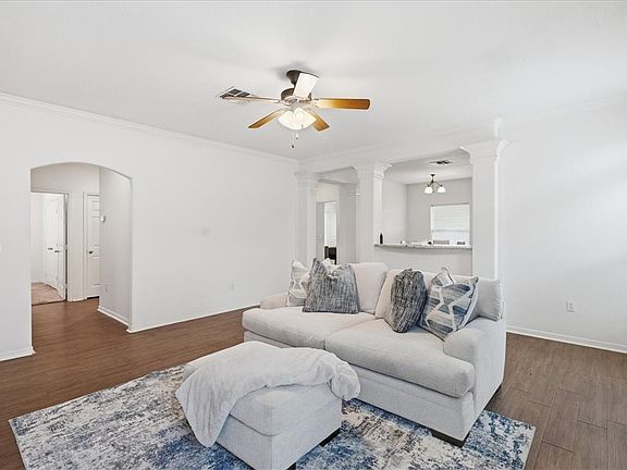 5th image of 2513 Las Brisas St