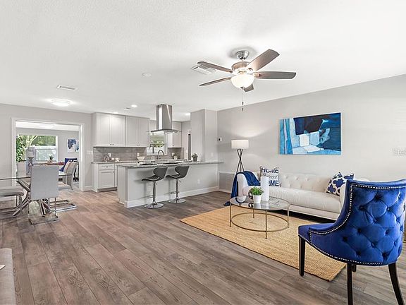 3rd image of 3513 Beach Dr SE