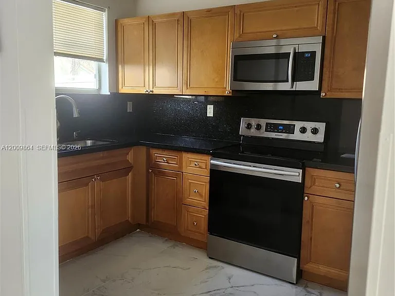 312 NW 114th Ave #4-104 — Photo 5