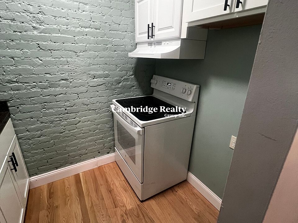 1st image of 890 Huntington Ave #6T