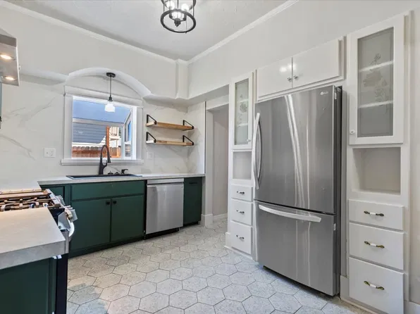 21 E State Ave, Meridian, ID 83642