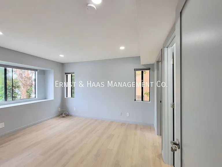 1758 E 2nd St #101 — Photo 13