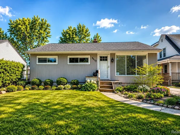 3317 Normandy Rd, Royal Oak, MI 48073