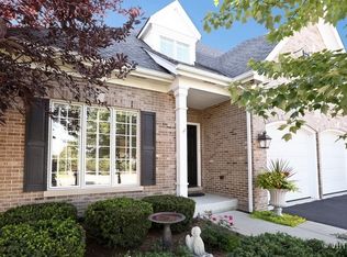 2117 Tartan Ct, Wheaton, IL 60187