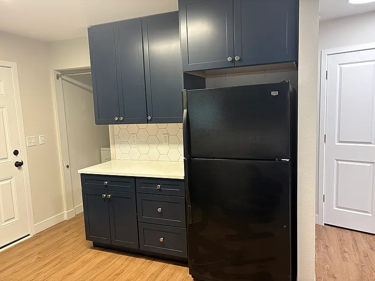 105 E Chester St #A — Photo 4