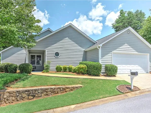 16 Alicia Ct, Marietta, GA 30062