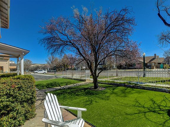 5th image of 108 N Mount Vernon Ave #108