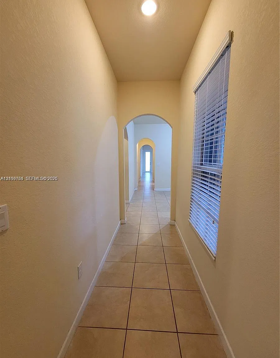 Kendall Commons Residenti — Photo 4