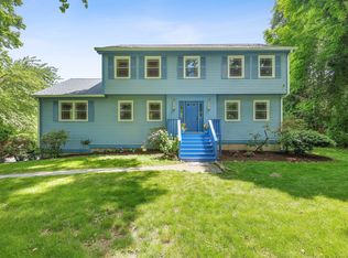 15 Lake Ave, Trumbull, CT 06611