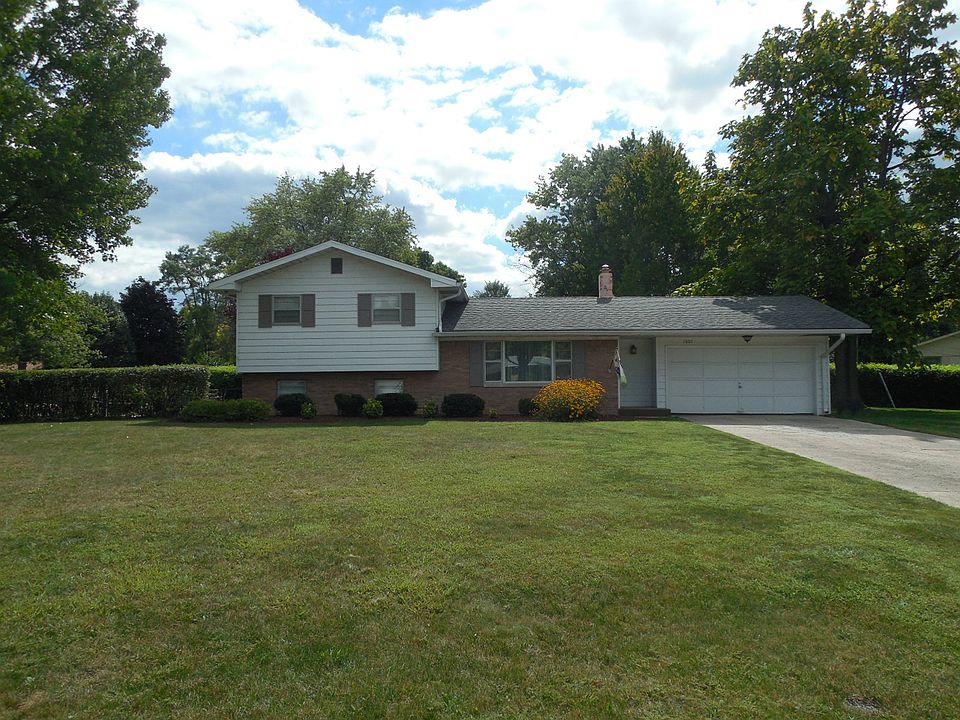 1st image of 1001 Lawndale Dr