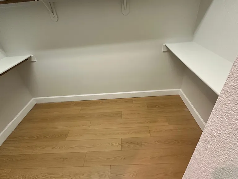 8122 Whitford Ct — Photo 22