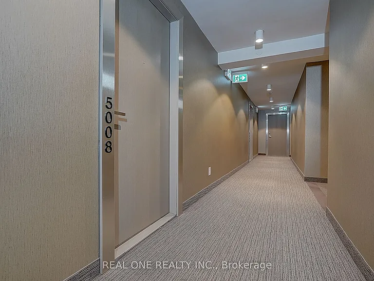 100 Harbour St #5008 — Photo 5