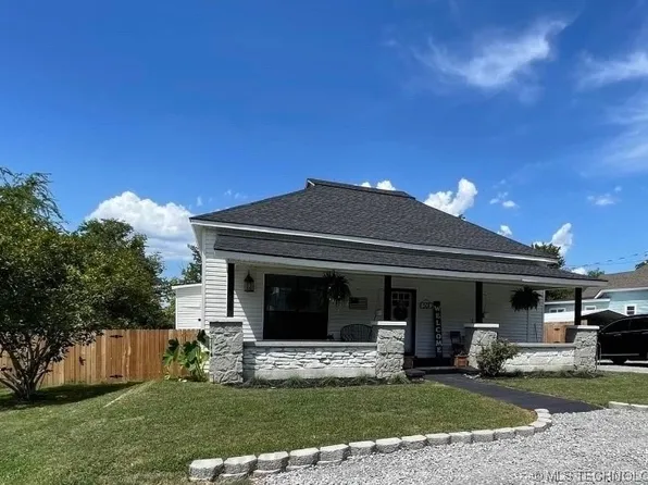 501 4th St, Haileyville, OK 74546