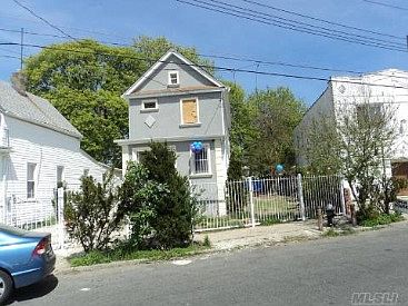 1st image of Dillon St
