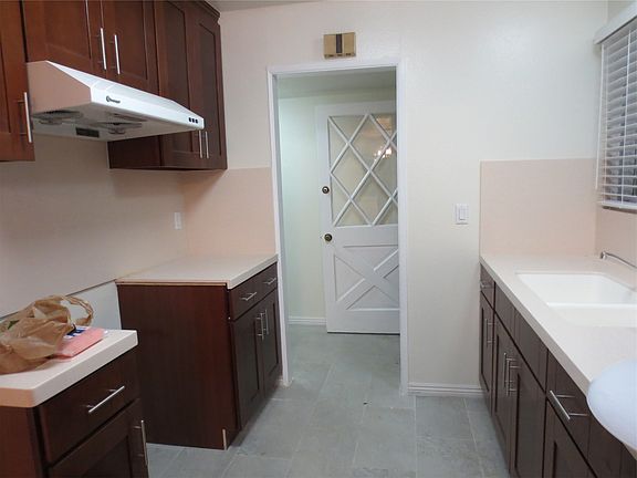 4th image of 512 Lidford Ave