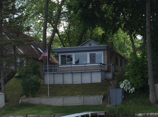 911 Lakeview Dr, Portage, MI 49002