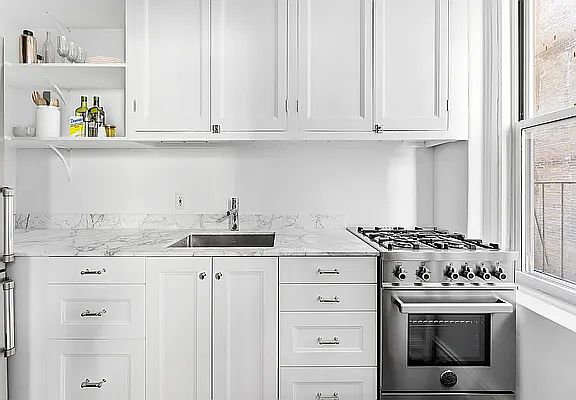 4th image of 59 Pineapple St APT 2K