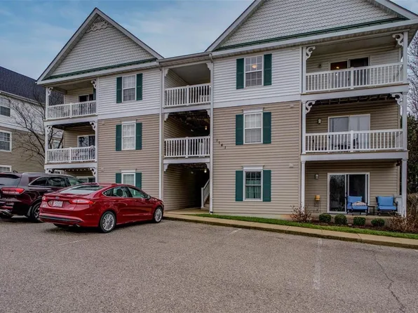 1141 Arbor Creek Dr APT 3B, Saint Louis, MO 63122