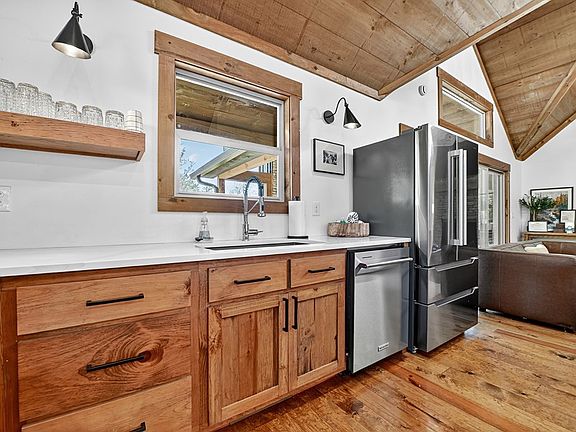 20th image of 89 High Meadows Ct