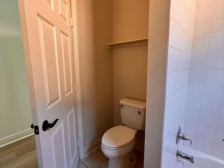 2604 Saint Philip St — Photo 5