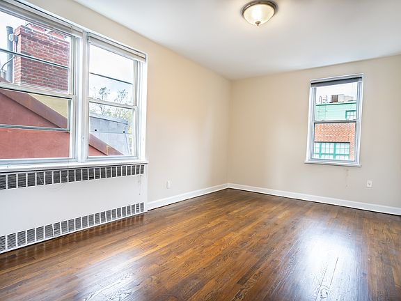 4th image of 780 Greenwich St #H4