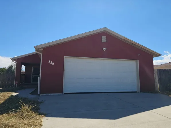 330 E Larchmont Dr, Pueblo West, CO 81007