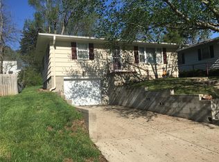 2608 Parallel Ave, Saint Joseph, MO 64506